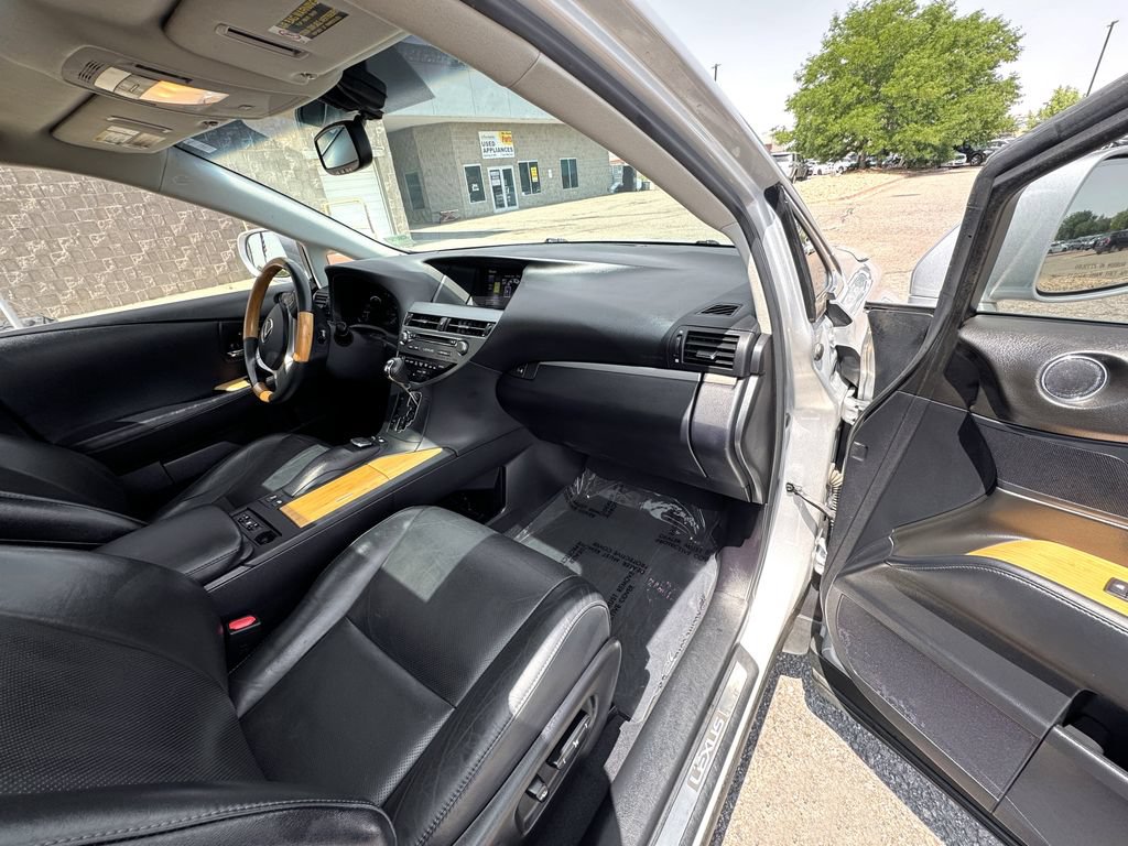 Used 2015 Lexus RX 450h AWD image 42