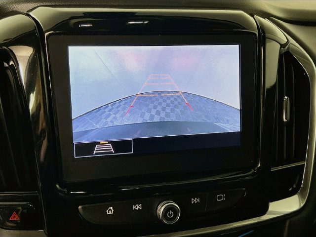 Used 2020 Chevrolet Traverse LT w/ Driver Confidence II Package AWD/4WD image 15