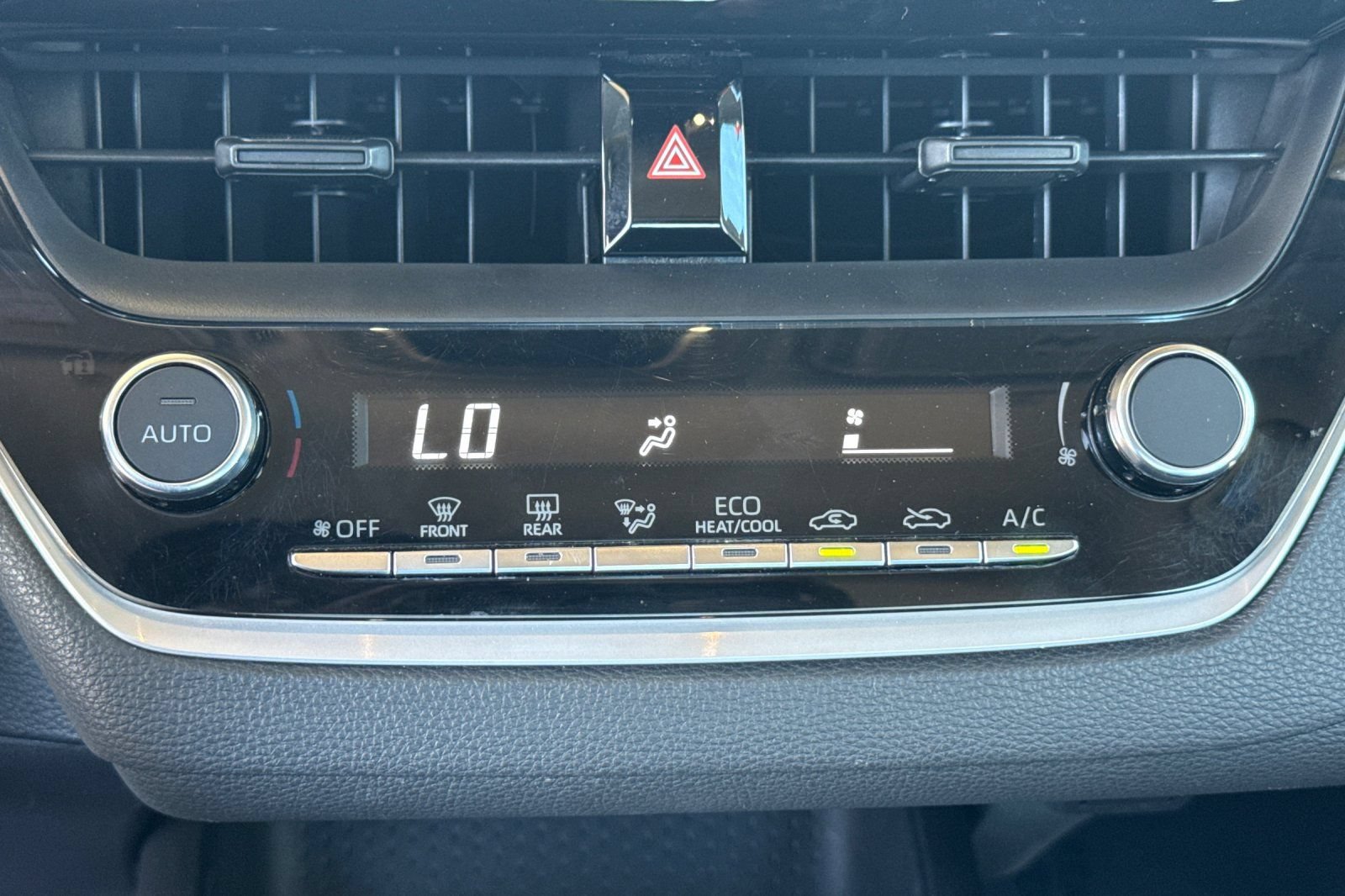 Certified 2024 Toyota Corolla LE FWD image 24