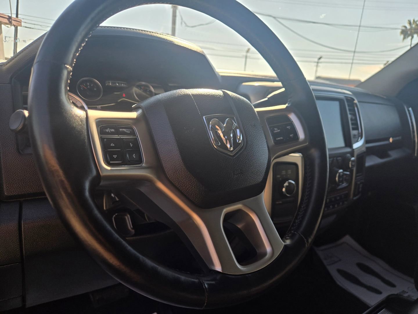 Used 2015 RAM 2500 Laramie image 11