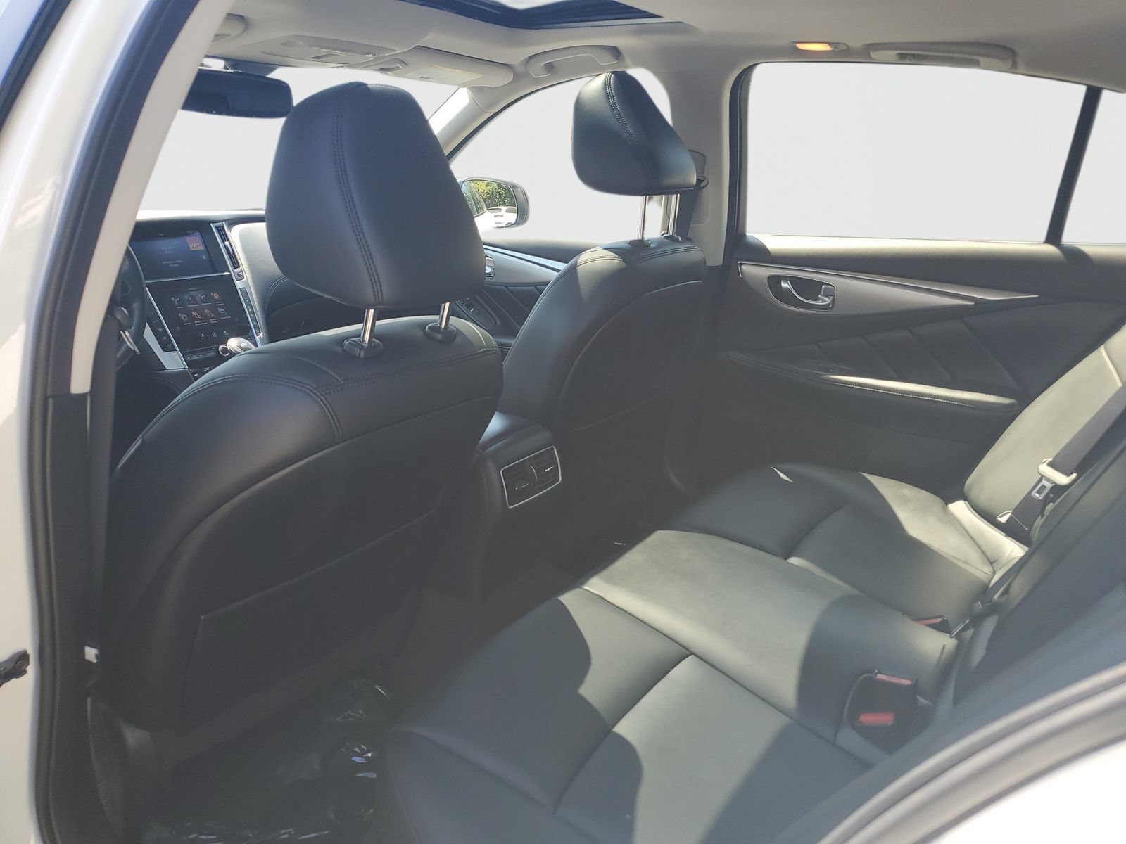 Used 2020 INFINITI Q50 Luxe RWD image 13