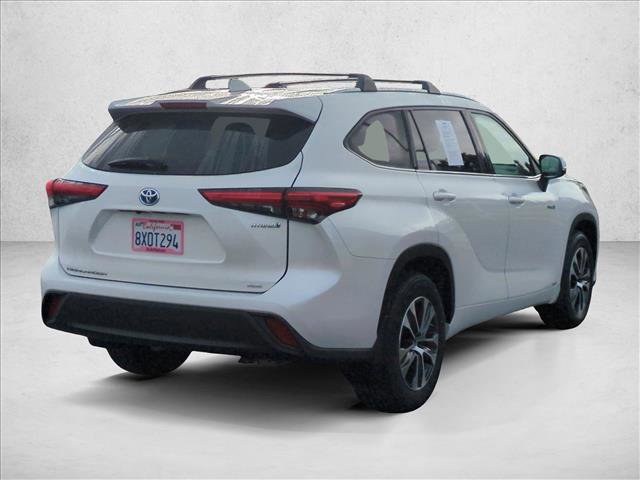 Used 2021 Toyota Highlander XLE image 5