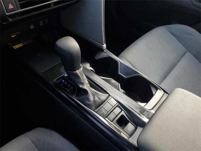 Used 2025 Toyota Camry LE w/ Convenience Package image 22