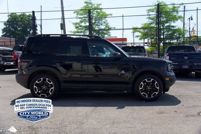Certified 2022 Ford Bronco Sport Outer Banks w/ Tech Package AWD/4WD image 3
