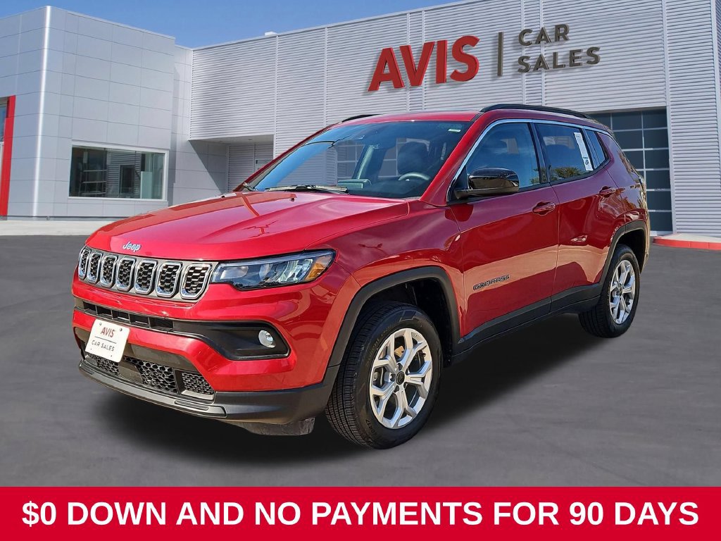 Used 2025 Jeep Compass Latitude w/ Sun & Sound Group AWD/4WD image 1