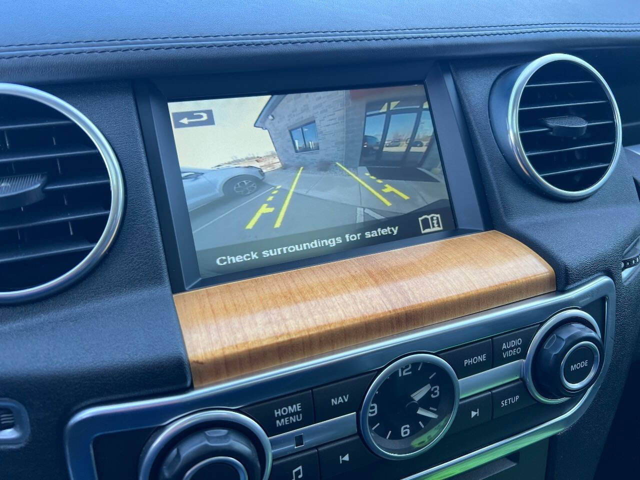 Used 2014 Land Rover LR4 HSE LUX image 10