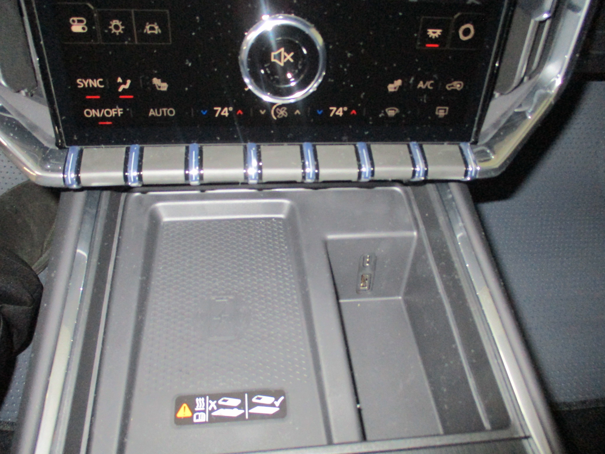 New 2026 GMC Acadia Elevation w/ Elevation Premium Package image 36