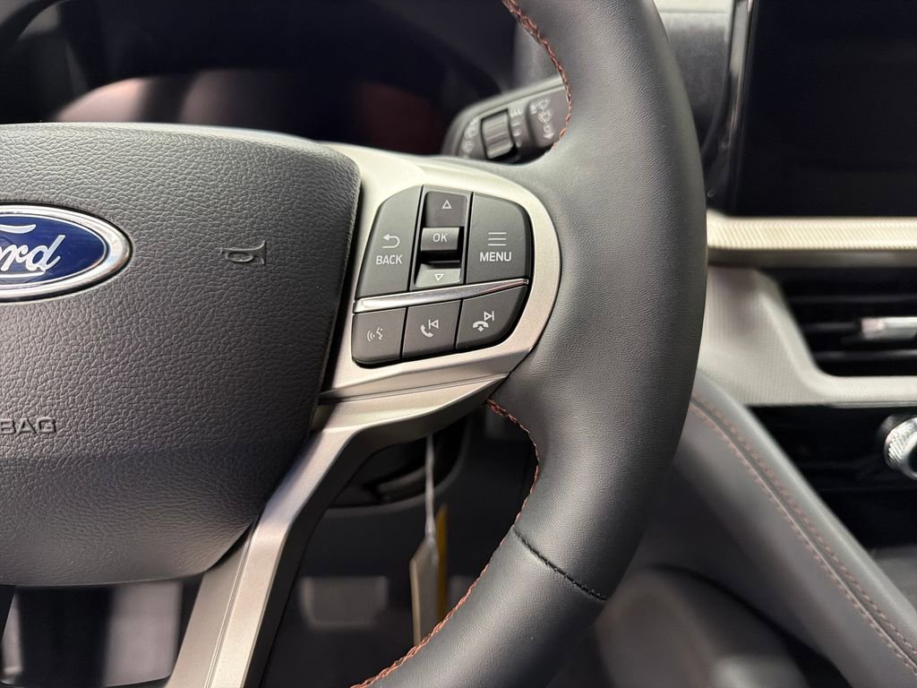 New 2026 Ford Explorer Active RWD image 20