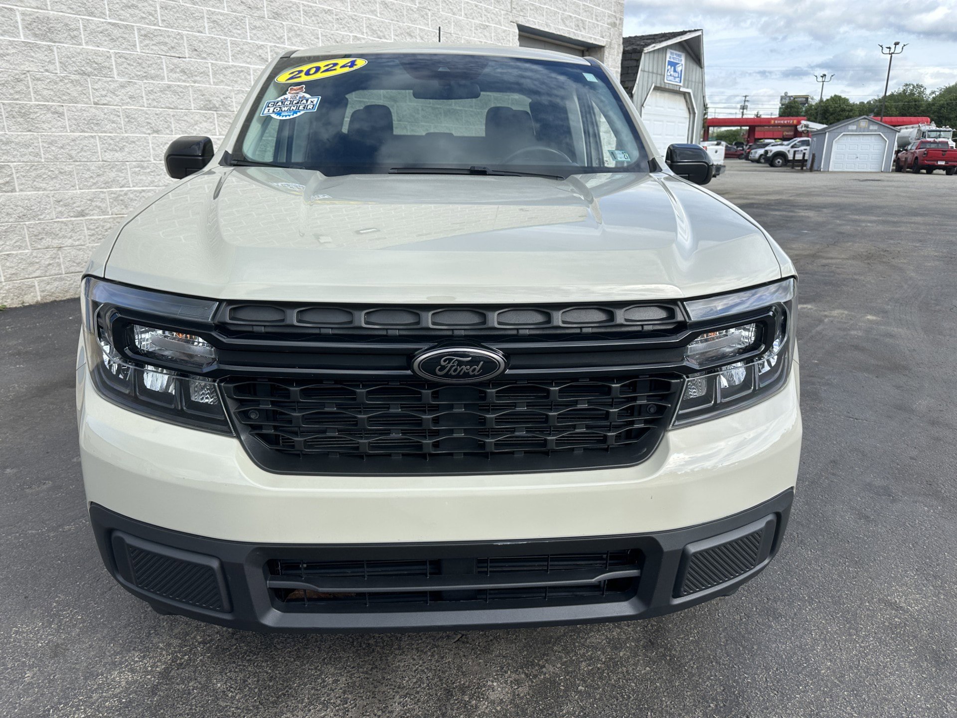 Used 2024 Ford Maverick XLT w/ XLT Luxury Package AWD/4WD image 3