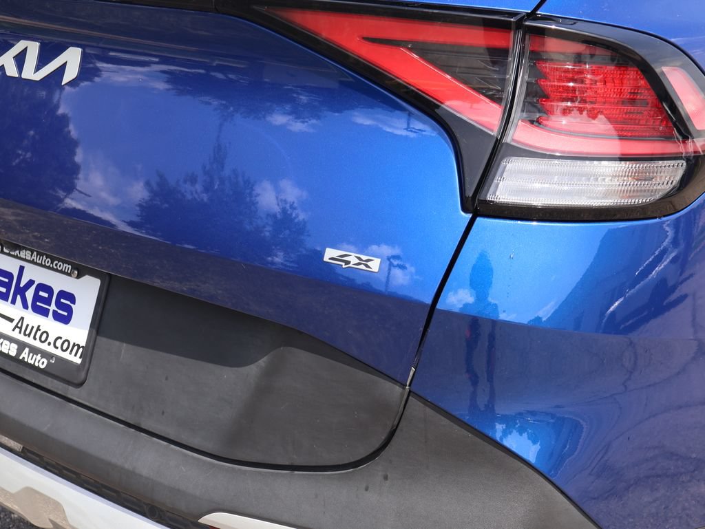 Used 2025 Kia Sportage EX AWD/4WD image 8