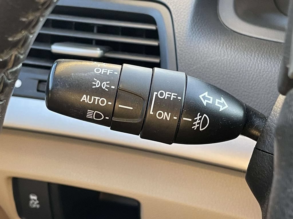 Used 2012 Honda Accord EX-L image 23