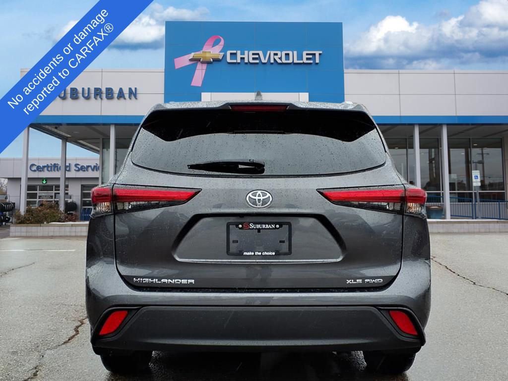 Used 2023 Toyota Highlander XLE image 9
