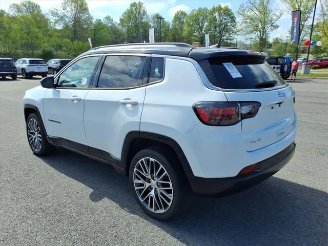Used 2022 Jeep Compass Limited w/ Elite Group AWD/4WD image 8