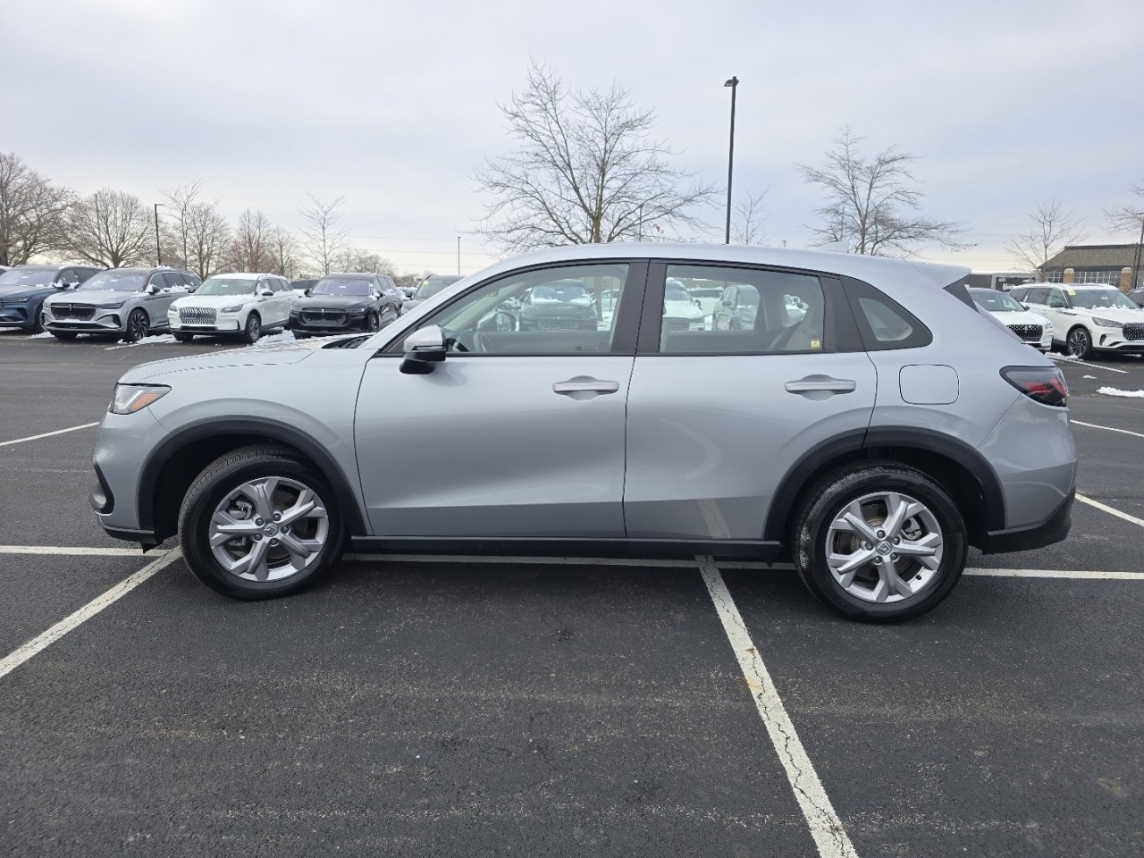 Used 2025 Honda HR-V LX image 12