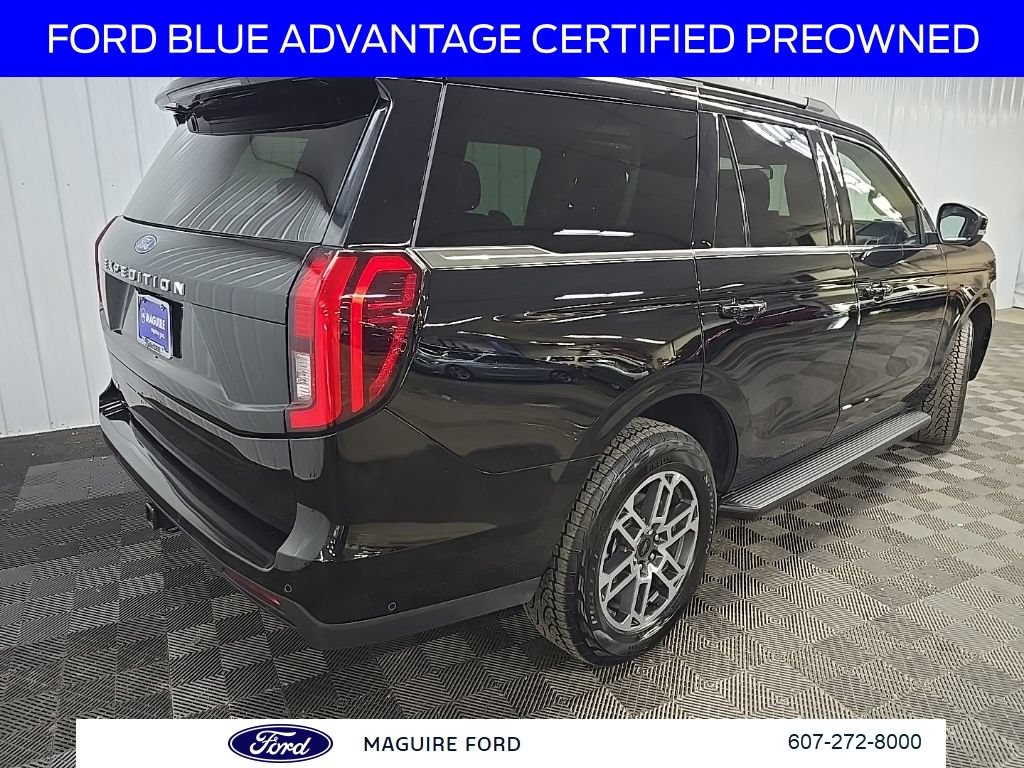 Certified 2025 Ford Expedition Active AWD/4WD image 13