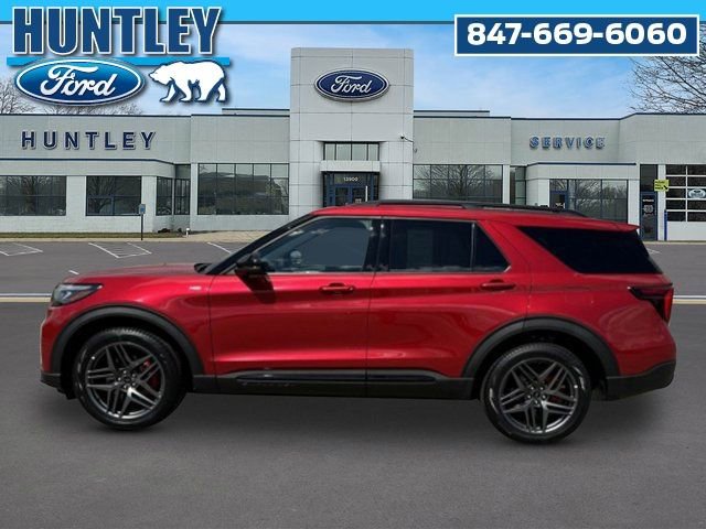 Used 2025 Ford Explorer ST-Line w/ Premium Package image 7