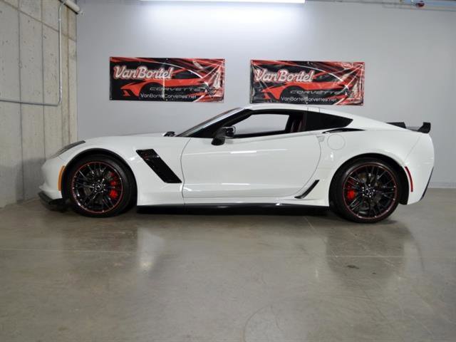 Used 2019 Chevrolet Corvette Z06 image 24