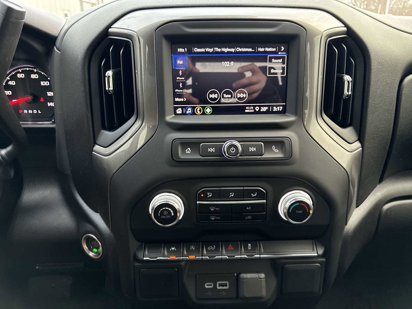 Certified 2025 GMC Sierra 1500 Pro w/ Graphite Edition image 13