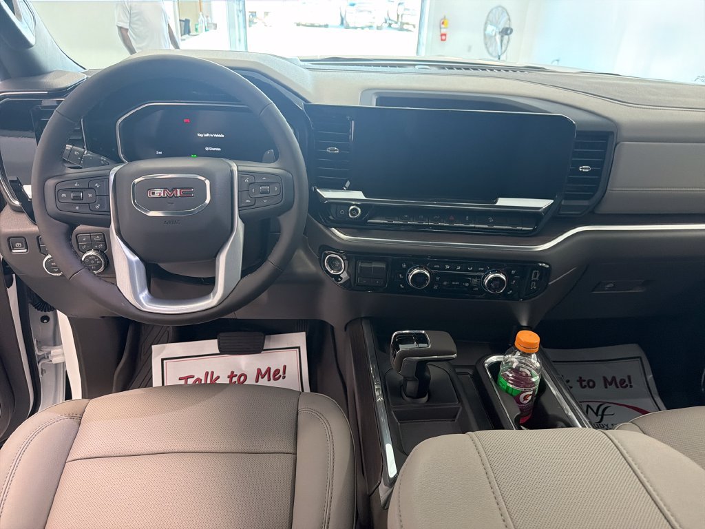 New 2026 GMC Sierra 1500 SLT w/ SLT Premium Package AWD/4WD image 14