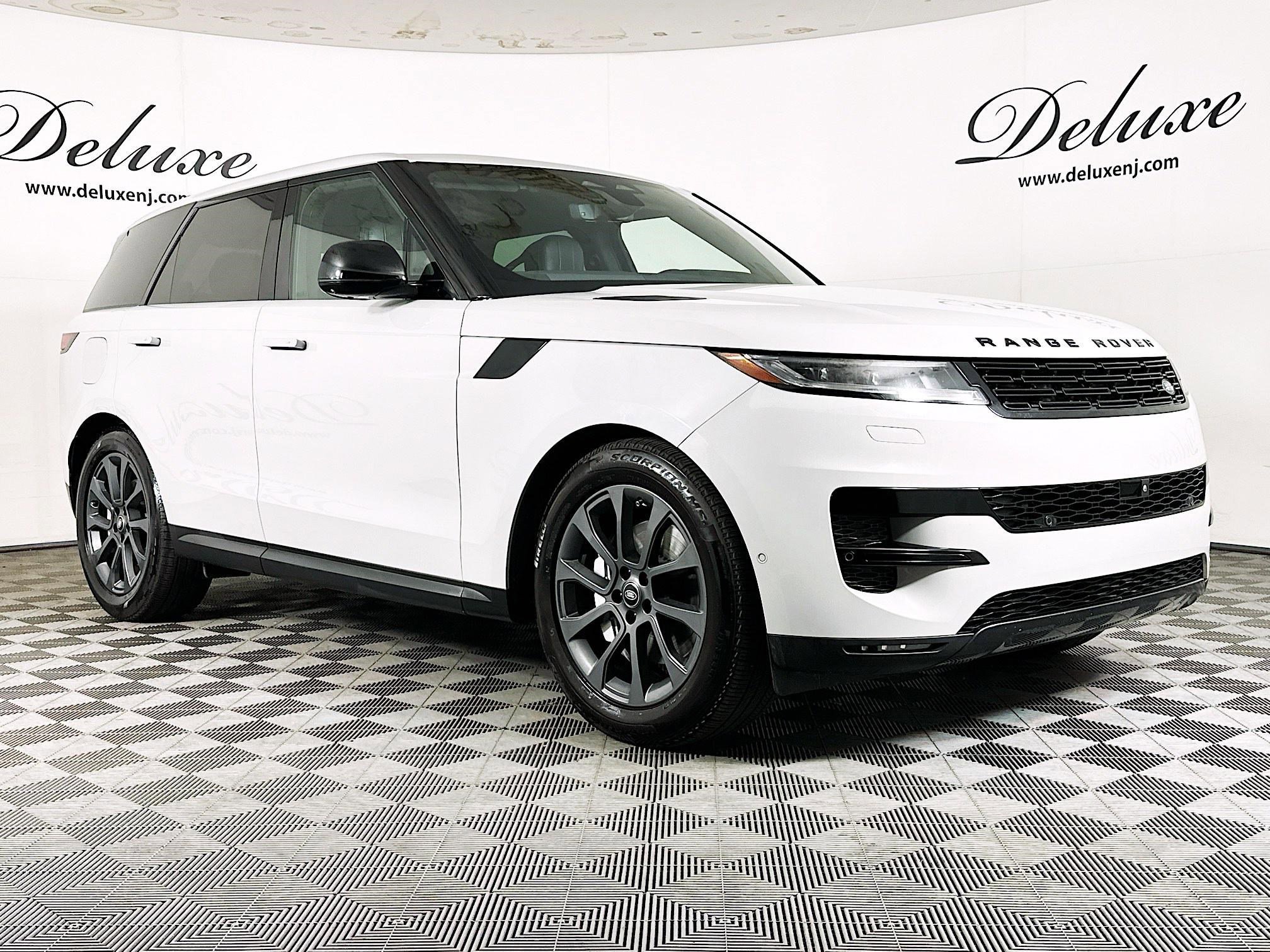 Used 2025 Land Rover Range Rover Sport SE AWD/4WD image 1