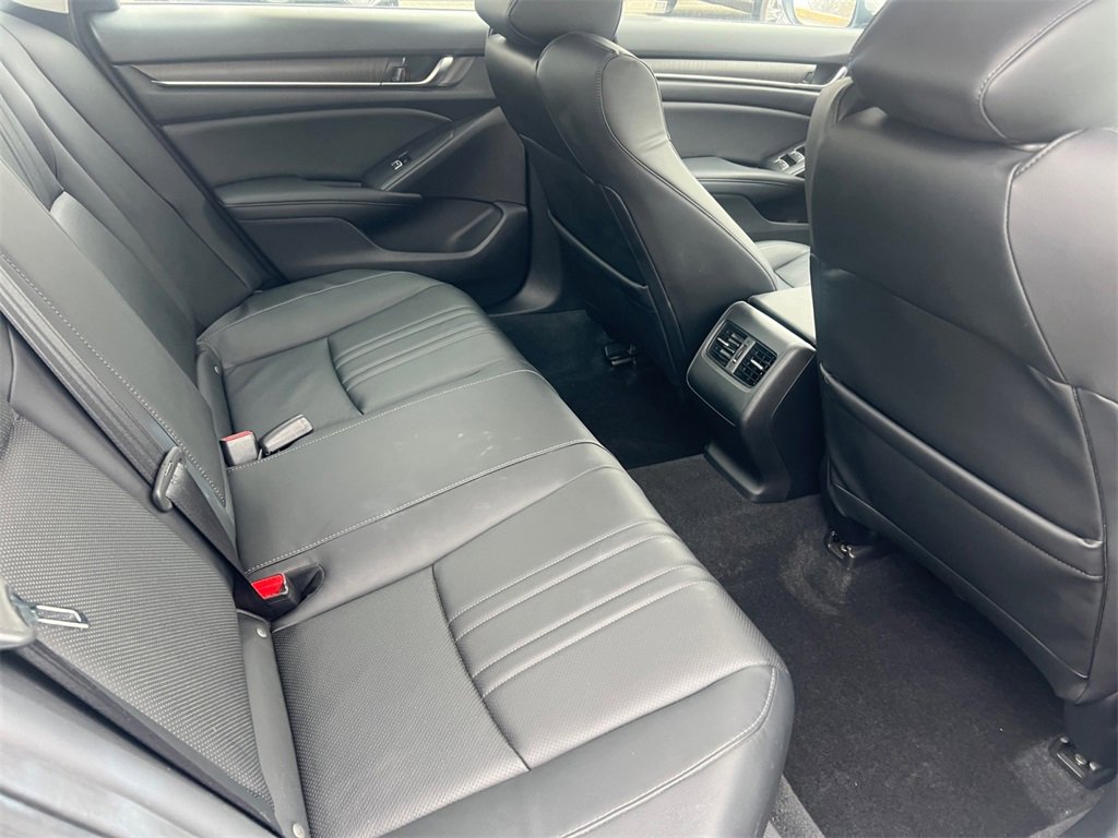 Used 2018 Honda Accord EX-L image 21