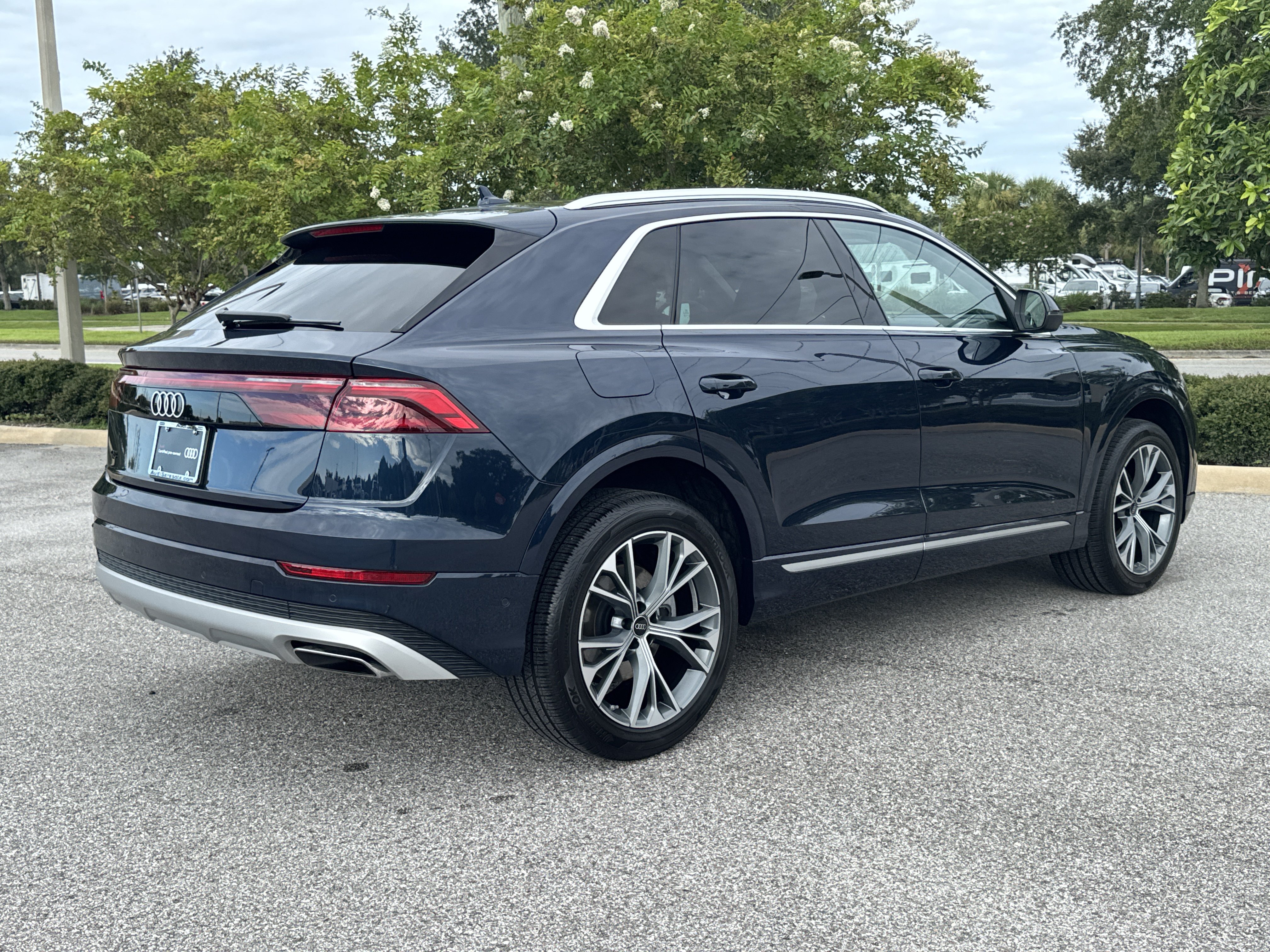 Certified 2025 Audi Q8 Premium Plus AWD/4WD image 4