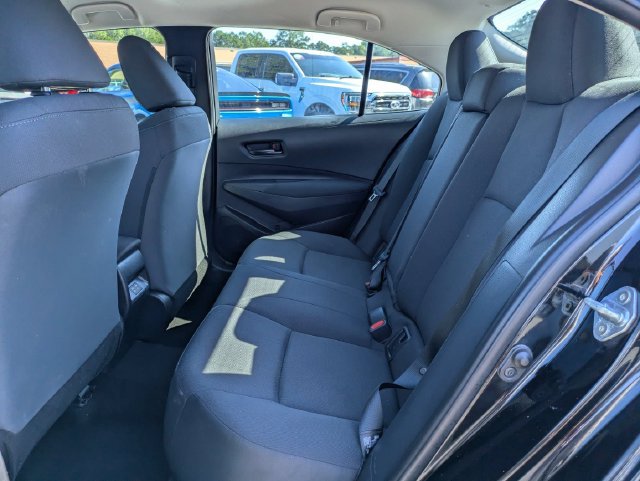 Used 2024 Toyota Corolla LE FWD image 13