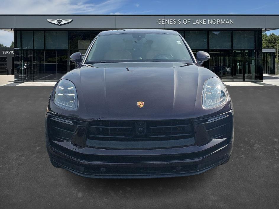 Used 2024 Porsche Macan image 7