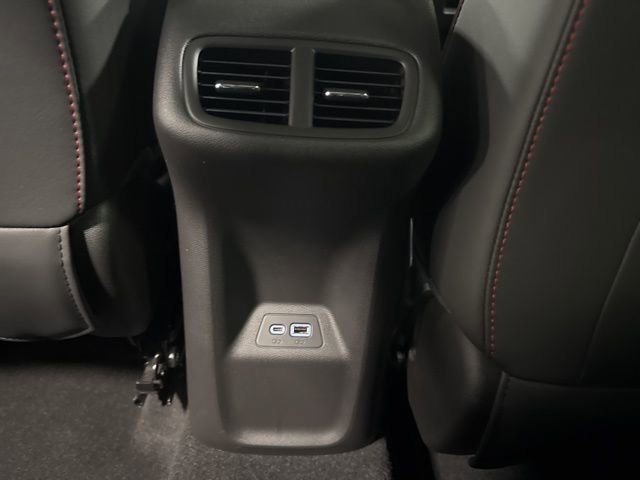 Used 2022 Buick Envision Essence w/ Sport Touring Package image 32