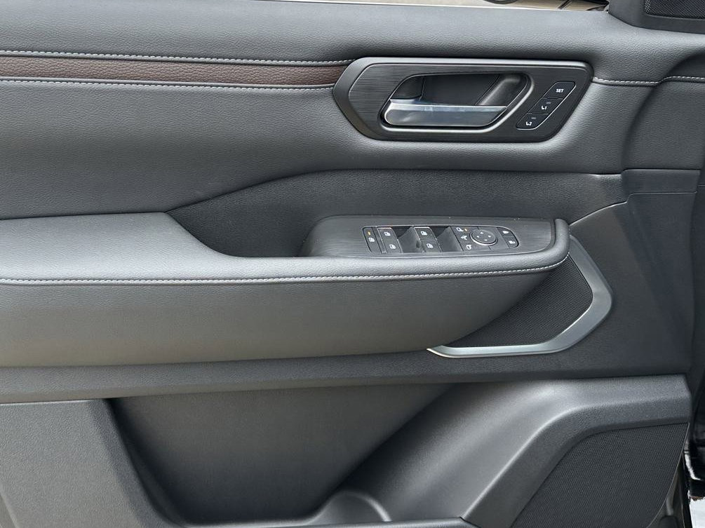 New 2026 Nissan Armada Platinum Reserve image 21