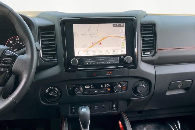 Used 2022 Nissan Frontier PRO-4X image 9