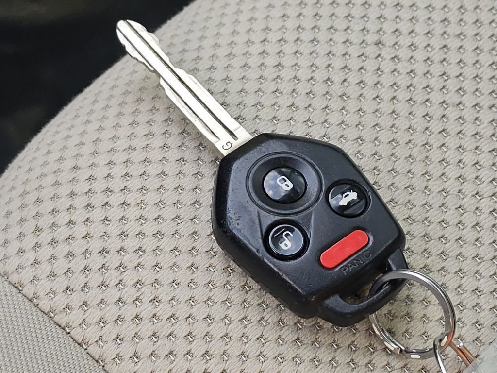 Used 2014 Subaru Impreza 2.0i Premium w/ All-Weather Package w/CVT image 33