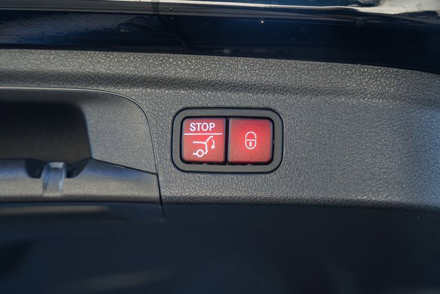 Certified 2024 Mercedes-Benz GLE 350 GLE 350 w/ AMG Line Exterior image 11