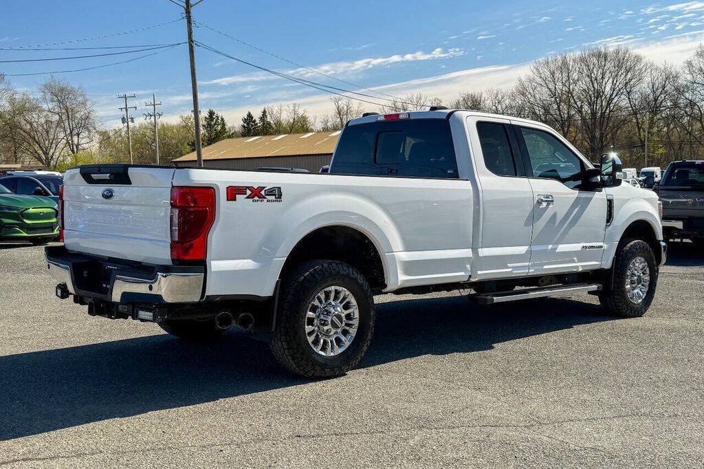 Used 2021 Ford F350 Lariat w/ Chrome Package AWD/4WD image 3