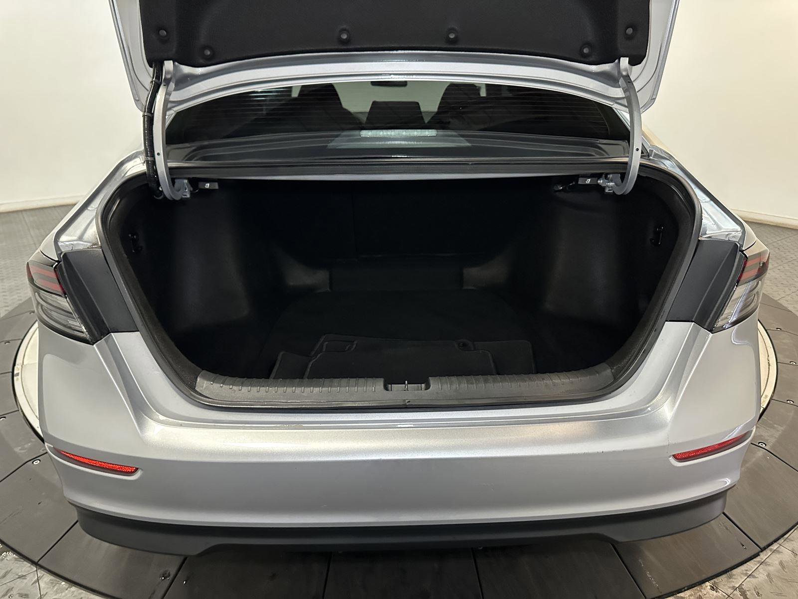 Certified 2024 Honda Accord EX image 33