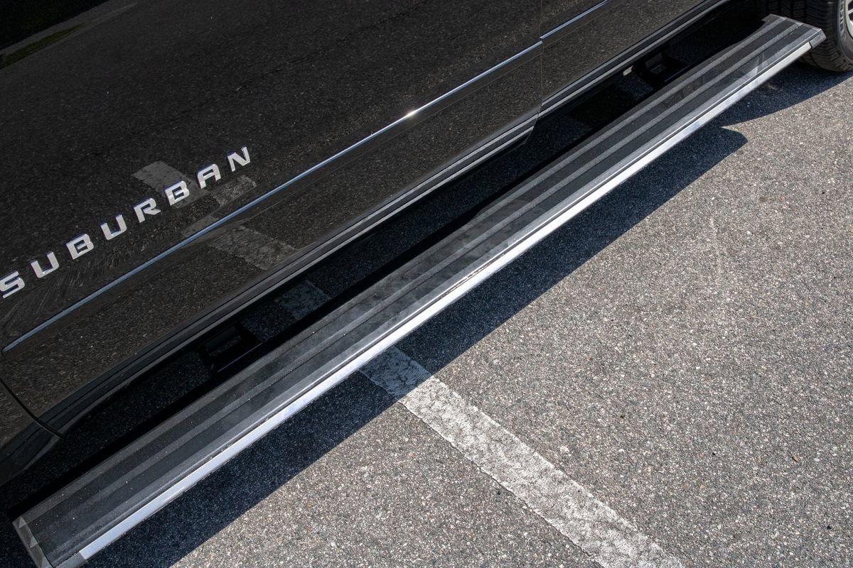 Used 2017 Chevrolet Suburban Premier AWD/4WD image 55