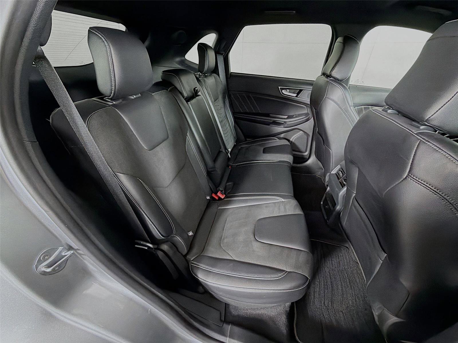 Used 2024 Ford Edge ST AWD/4WD image 26