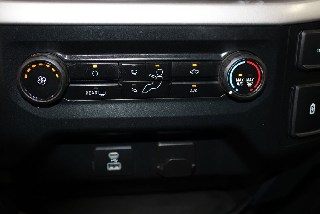 Used 2023 Ford F150 XLT w/ Trailer Tow Package image 43