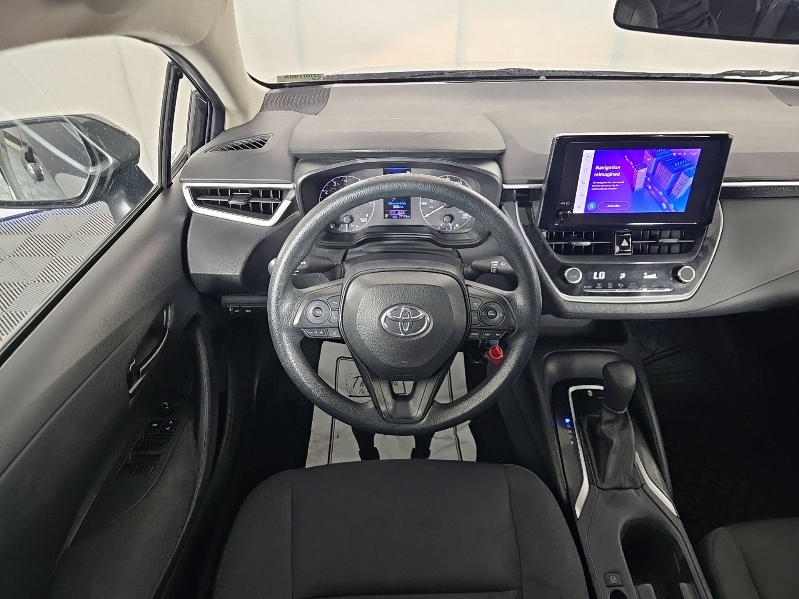 Used 2023 Toyota Corolla LE FWD image 11