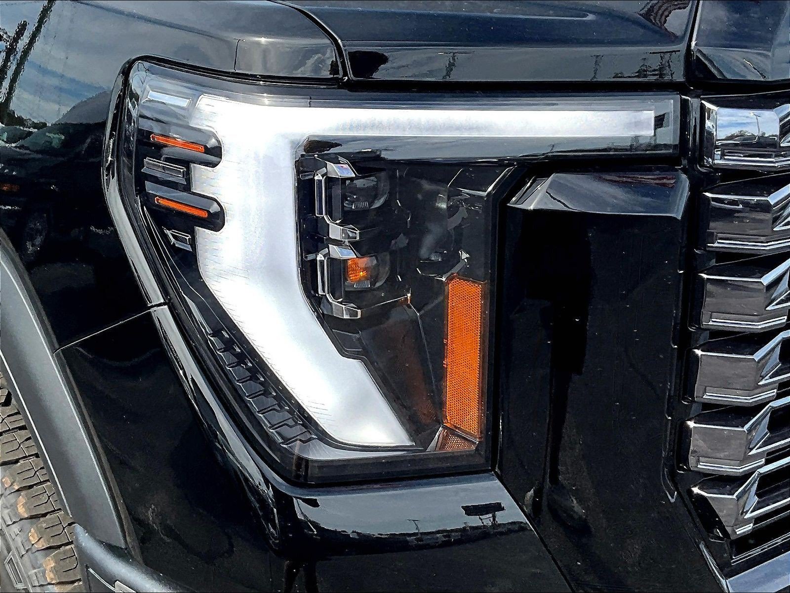 New 2026 GMC Sierra 2500 Denali Ultimate AWD/4WD image 8