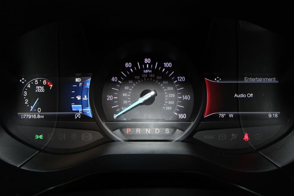 Used 2020 Ford Edge Titanium AWD/4WD image 12