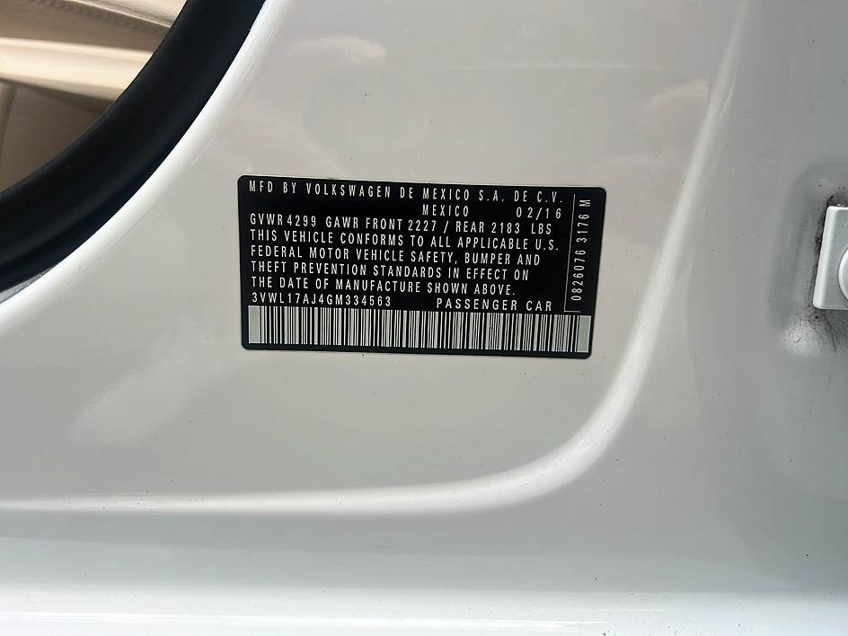 Used 2016 Volkswagen Jetta SEL FWD image 20