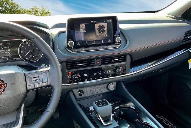 New 2026 Nissan Rogue SV AWD/4WD image 6