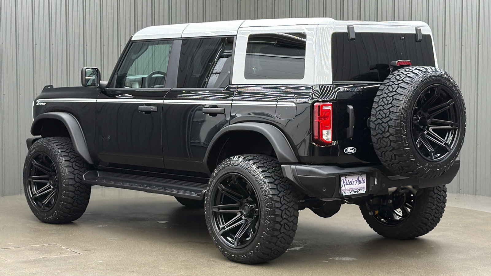 Used 2026 Ford Bronco Heritage Edition AWD/4WD image 3