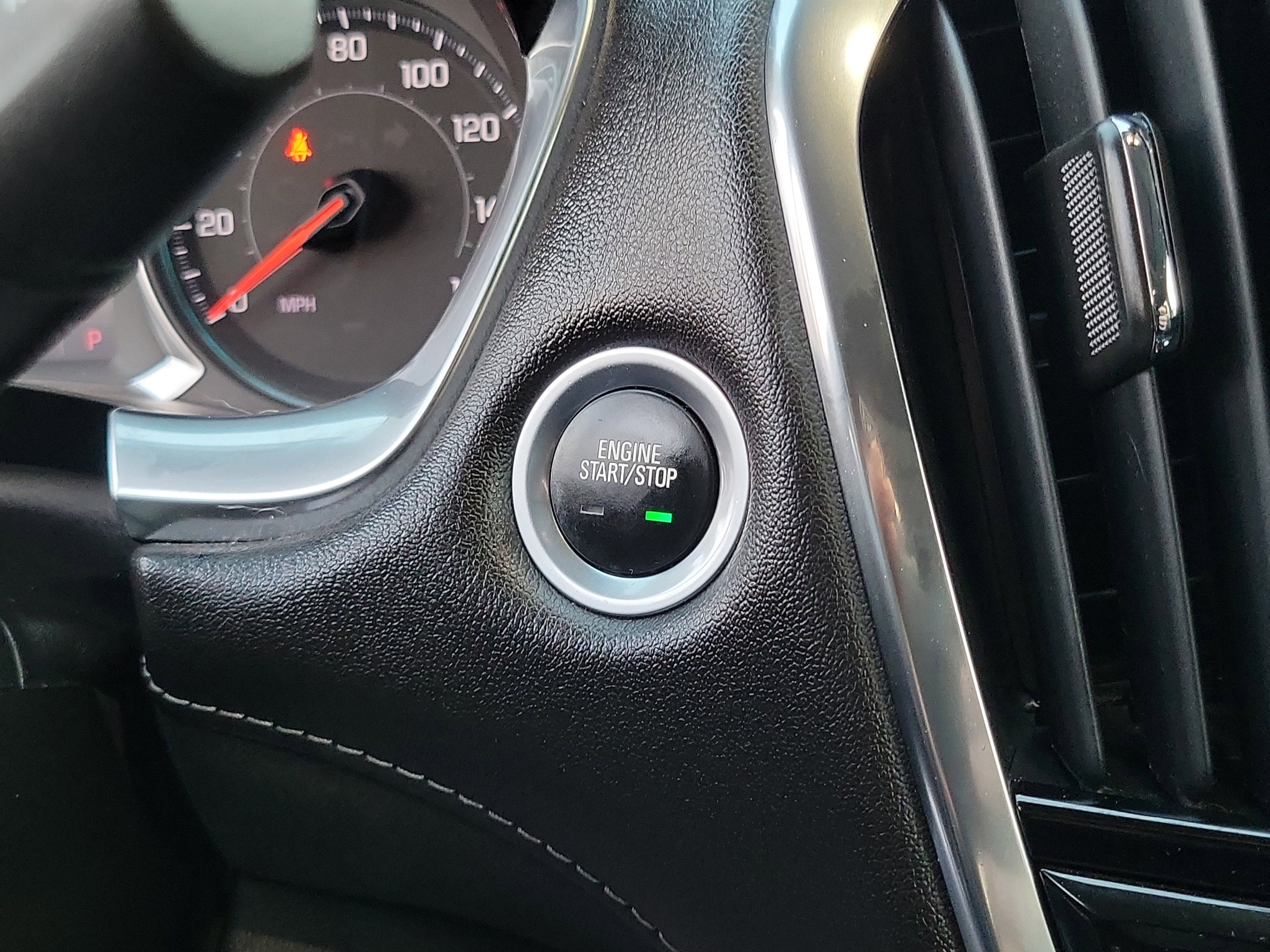 Used 2021 Chevrolet Traverse High Country image 15