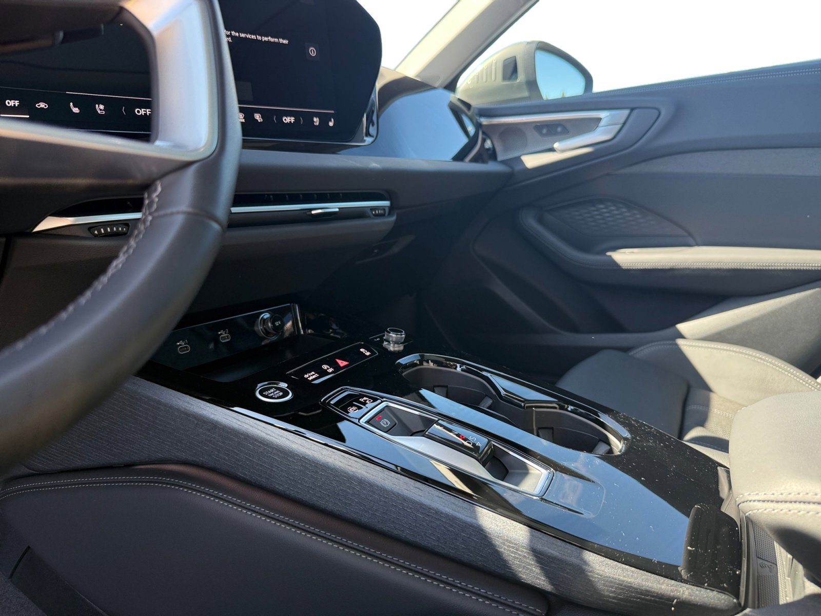 Used 2025 Audi A5 2.0T Premium Plus w/ Premium Plus AWD/4WD image 13