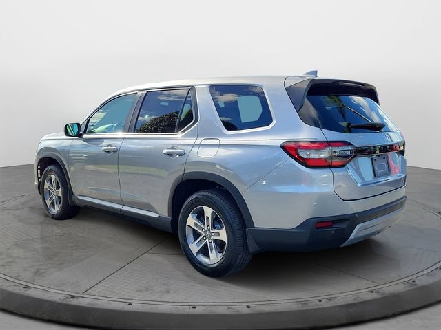Certified 2025 Honda Pilot EX-L image 4