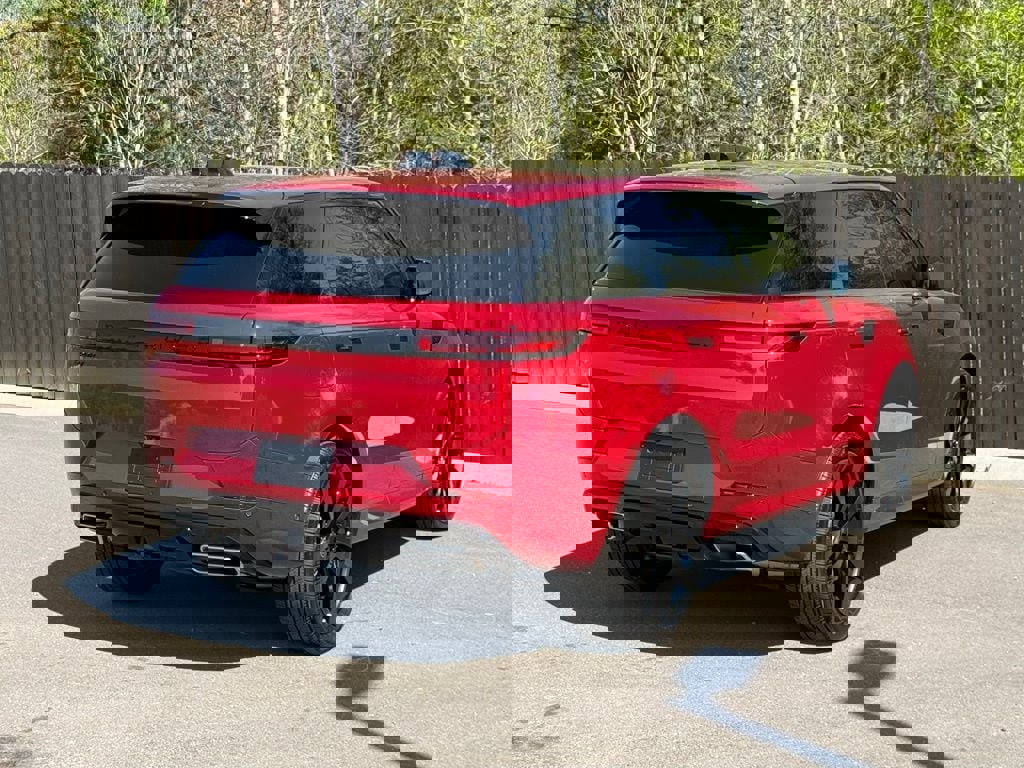 Certified 2025 Land Rover Range Rover Sport Dynamic SE image 6