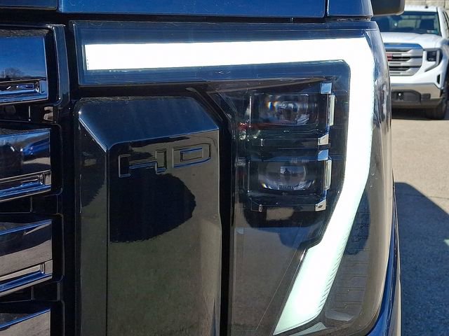 New 2026 GMC Sierra 2500 Denali Ultimate image 10