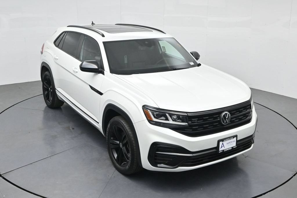 Used 2023 Volkswagen Atlas Cross Sport SEL R-Line AWD/4WD image 44
